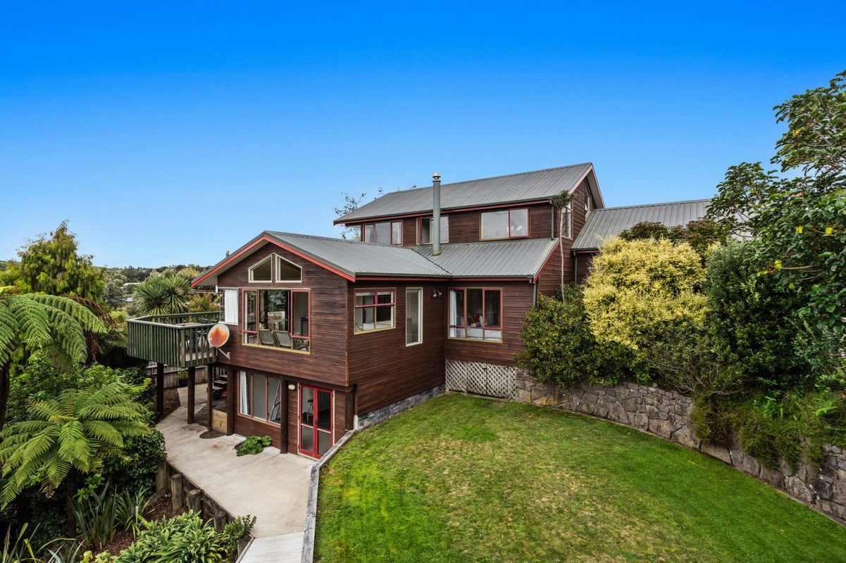 55 Waiewe Street, Whakatane, Whakatane - Carousel 1