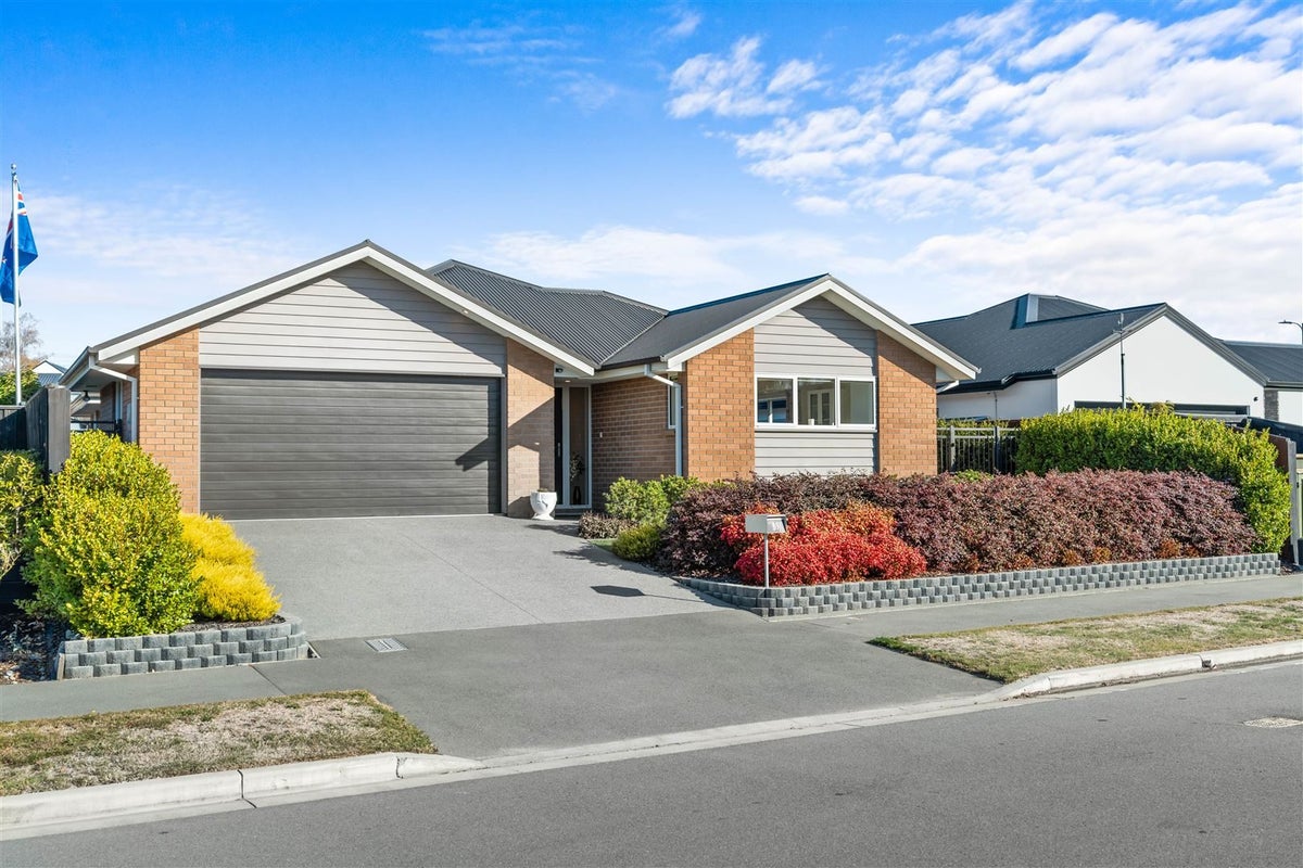 89 Glenturret Drive, Casebrook, Christchurch - Carousel 1