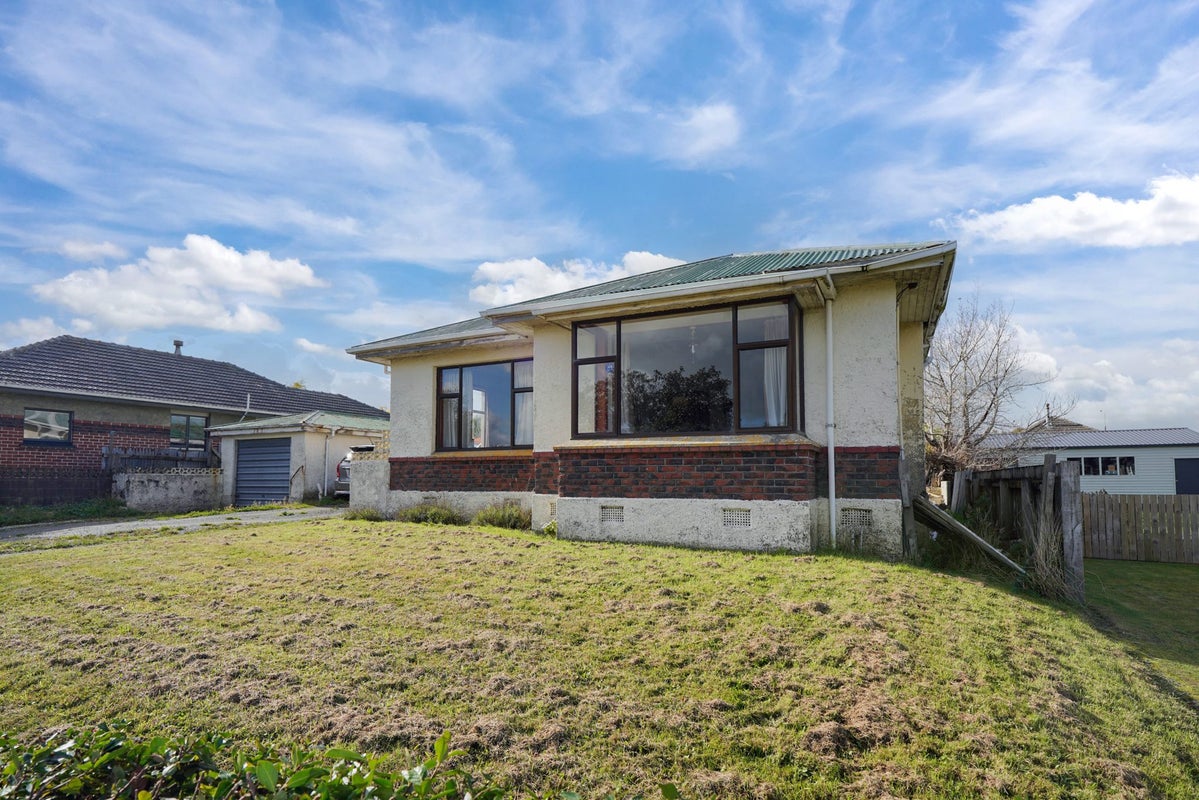 144 Conyers Street, Heidelberg, Invercargill - Carousel 1