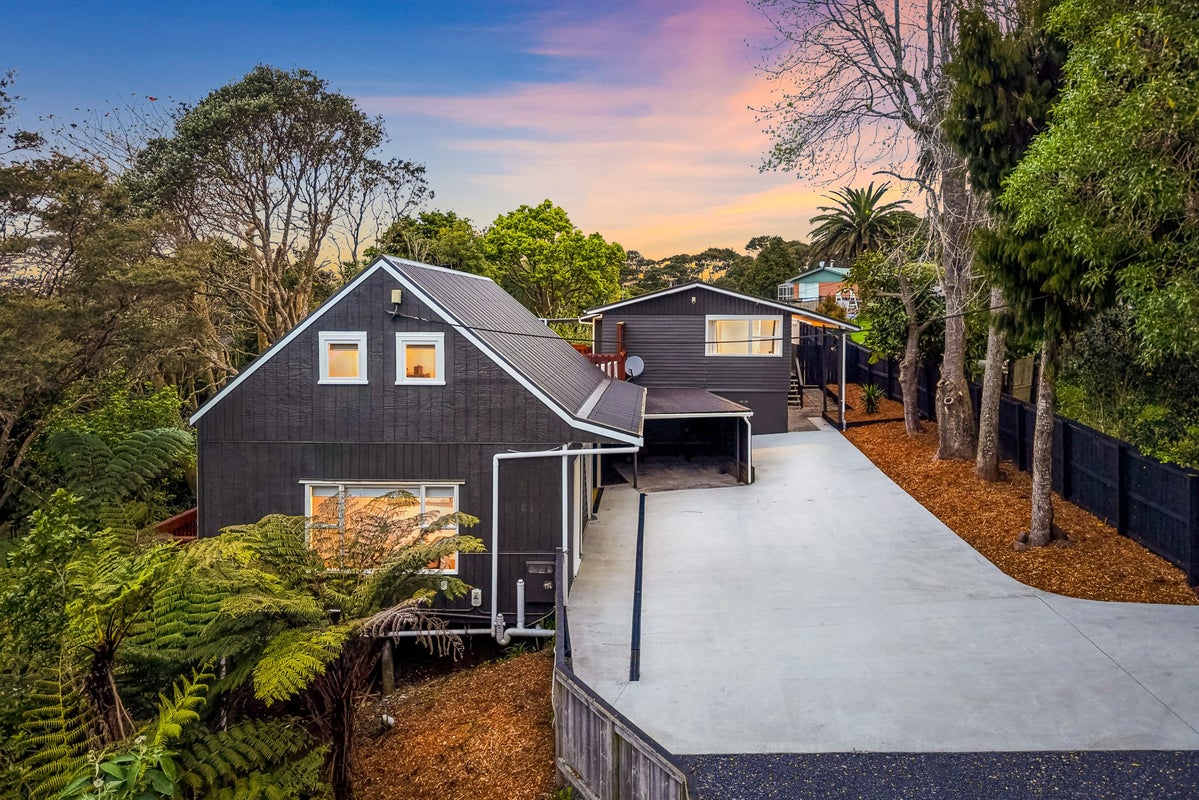 380 Huia Road, Titirangi, Auckland - Carousel 2