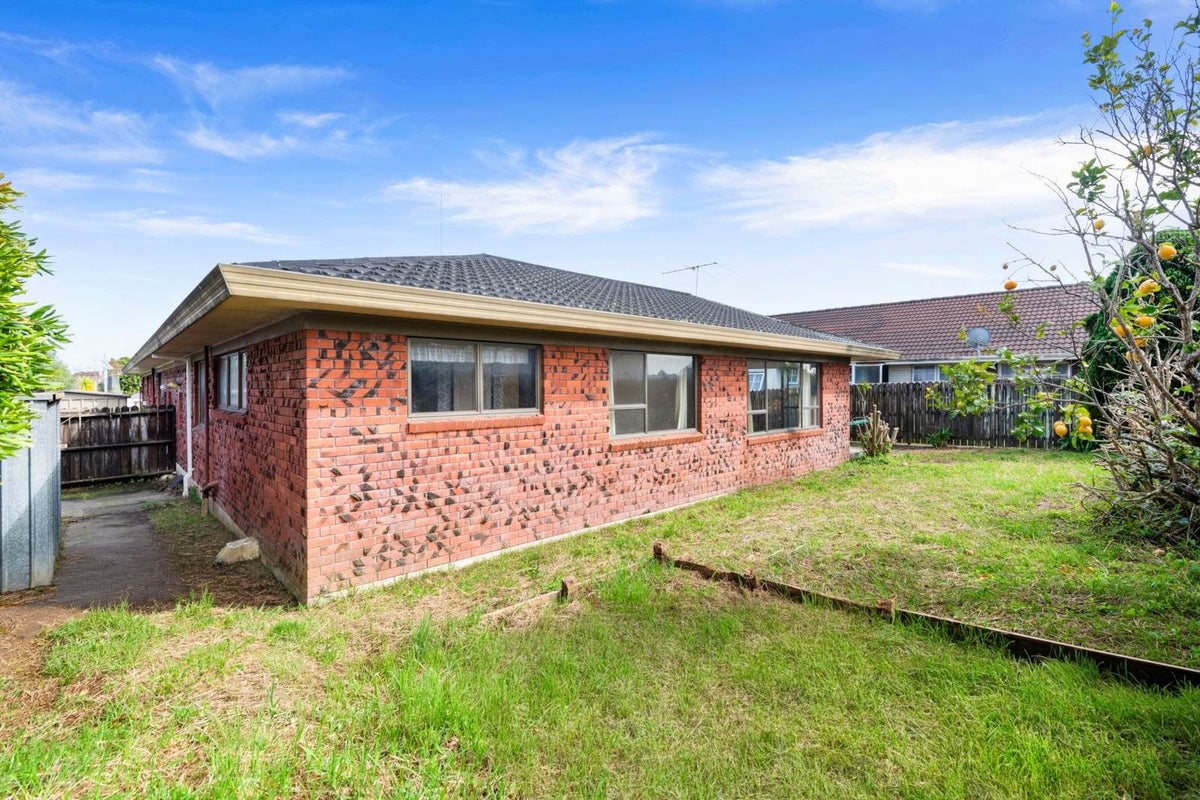 2/162 Prince Regent Drive, Farm Cove, Auckland - Carousel 17