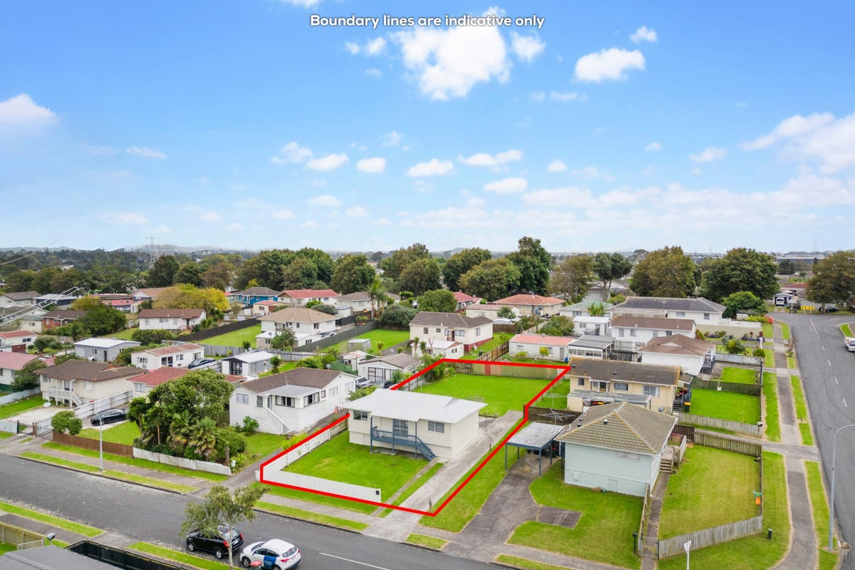 3 Palermo Place, Clover Park, Auckland - Carousel 1
