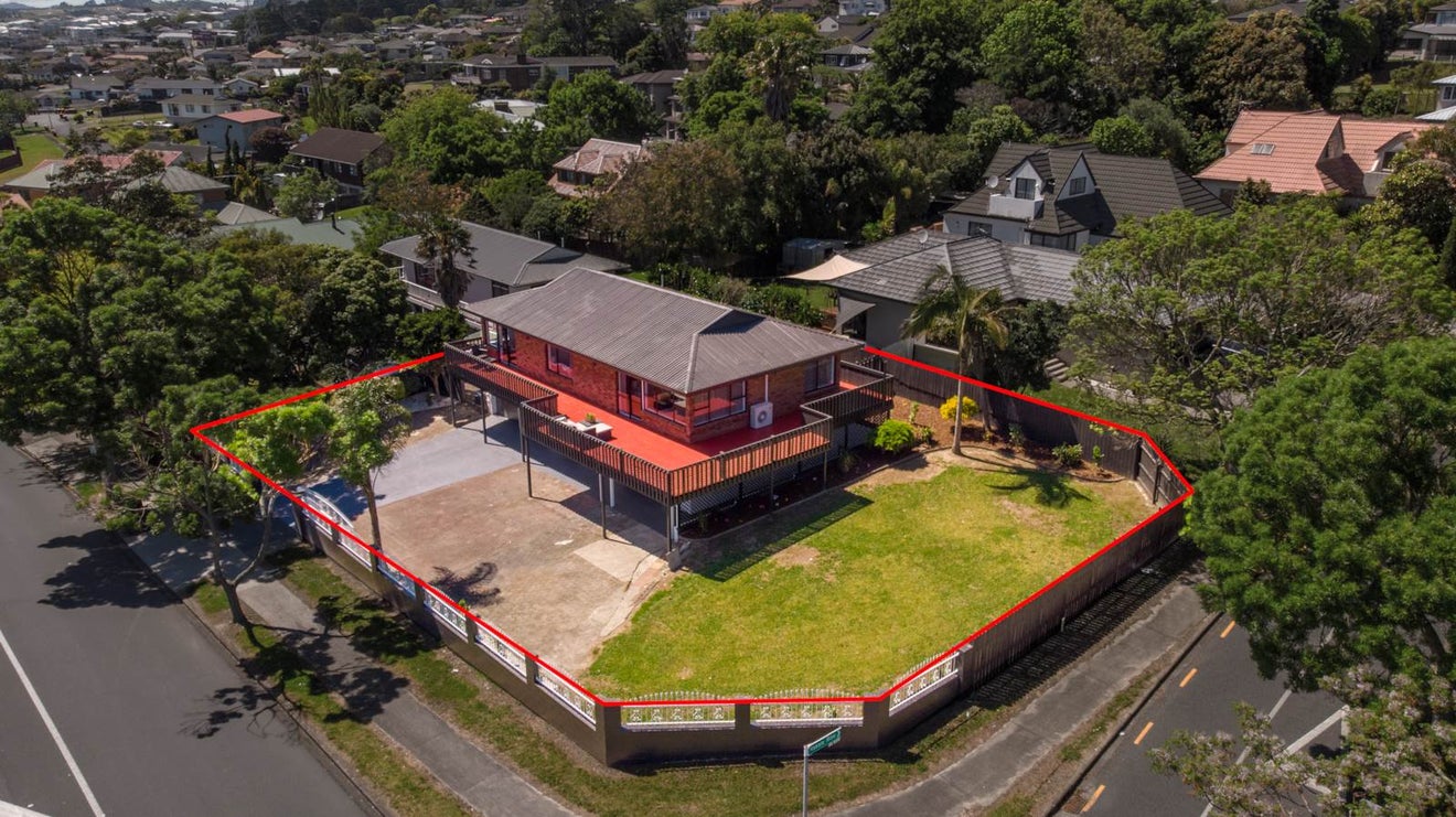 5 Aspiring Avenue, Clover Park, Auckland - Carousel 1