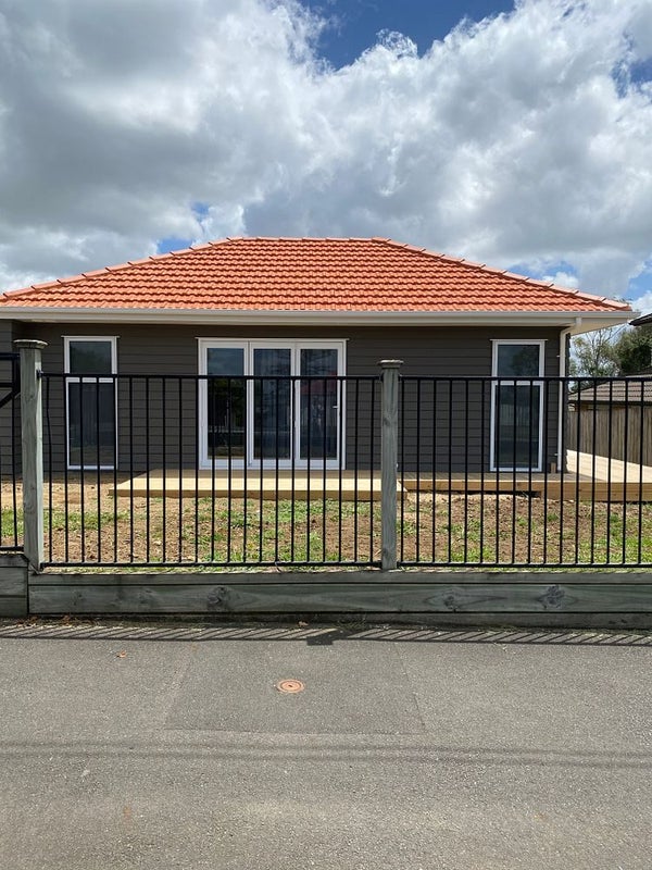21 Hillcrest Road, Hillcrest, Hamilton - Carousel 2