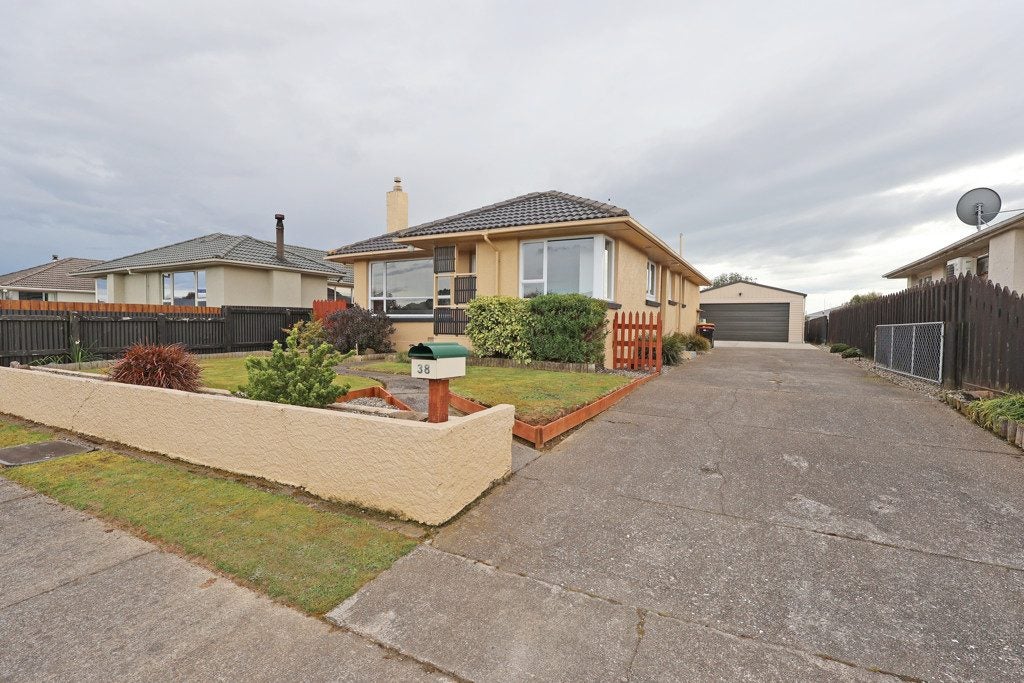 38 Tummel Street, Glengarry, Invercargill - Carousel 2