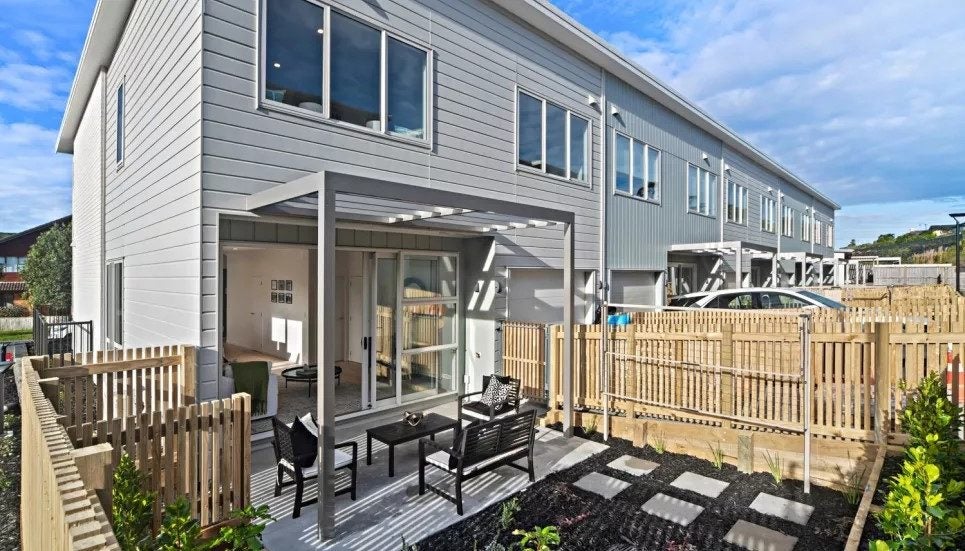 27 Barbarich Drive, Stonefields, Auckland - Carousel 1