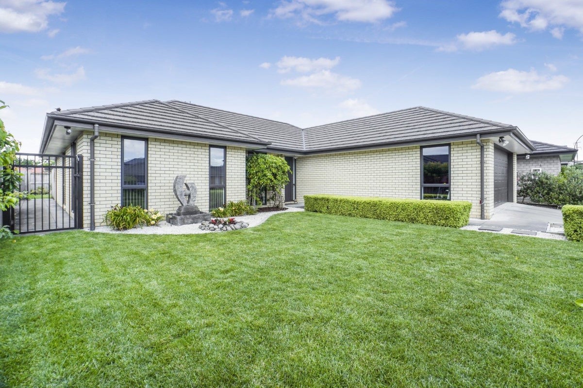 17 Chalgrove Road, Huntington, Hamilton - Carousel 2
