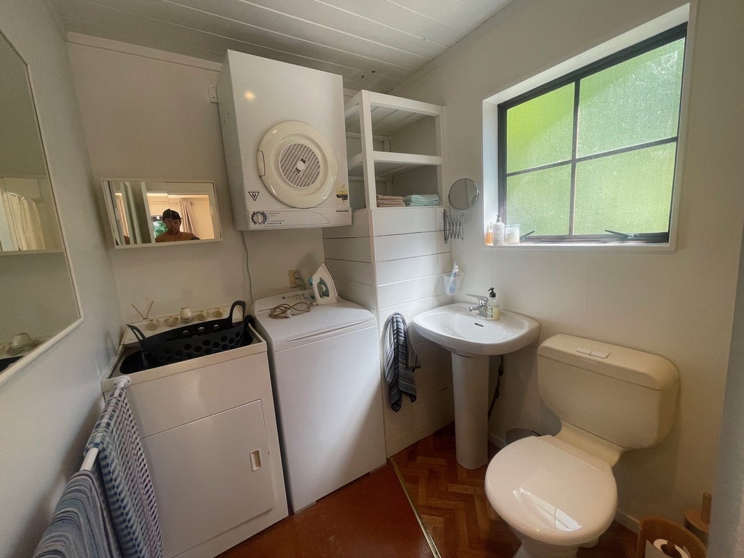 2/16 Totara Road, Onetangi, Waiheke Island - Carousel 8