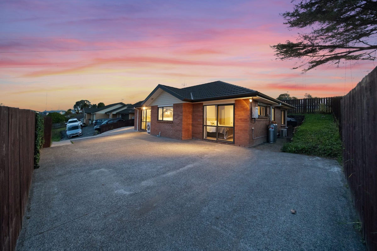 225 Triangle Road, Massey, Auckland - Carousel 2