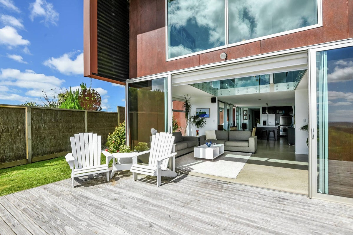 340 Kimptons Road, Manurewa - Carousel 2