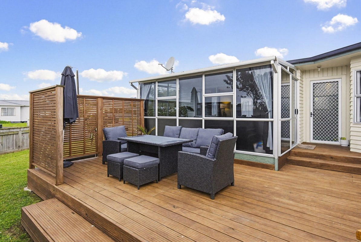 4 Vogel Street, Levin, Levin - Carousel 2