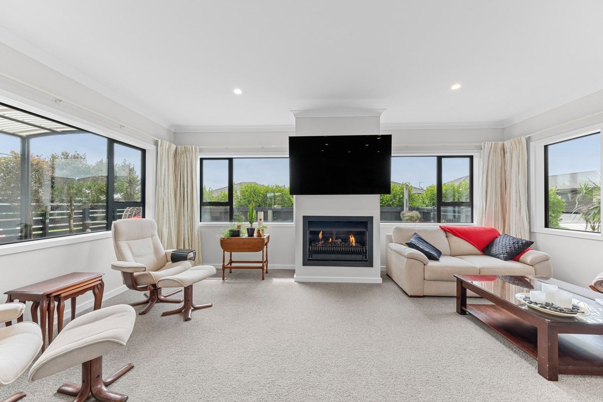 7 Roka Street, Bell Block, New Plymouth - Carousel 2