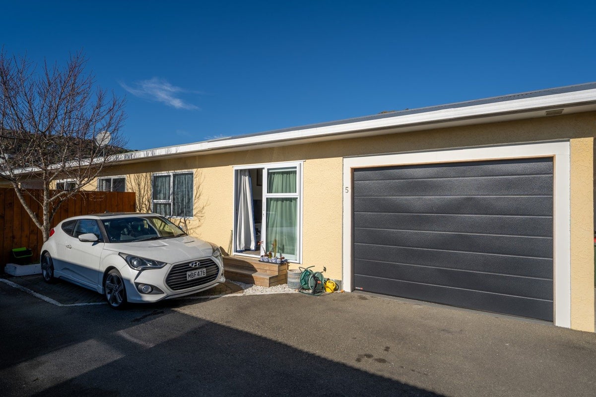 5/74 Muritai Street, Tahunanui, Nelson - Carousel 1