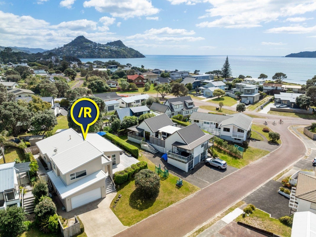 6 Braddock Grove, Pauanui, Pauanui - Carousel 1