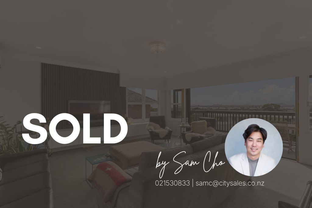 29 Te Atatu Road, Te Atatu South, Auckland - Carousel 1