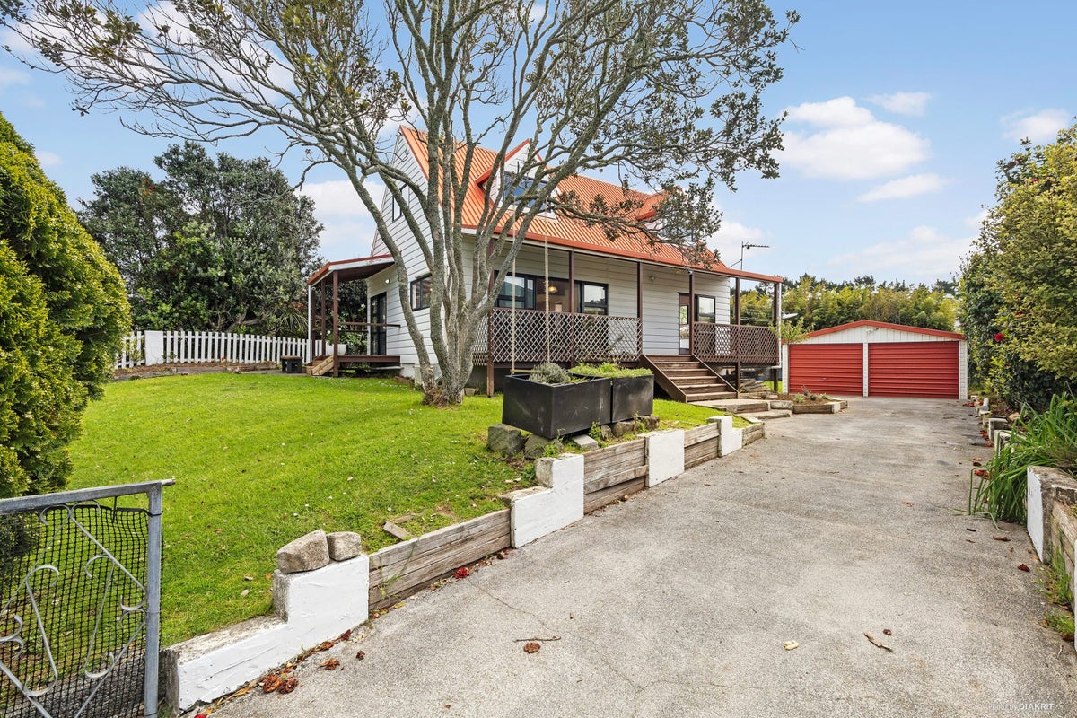 2639 Awhitu Road, Waiuku - Carousel 2