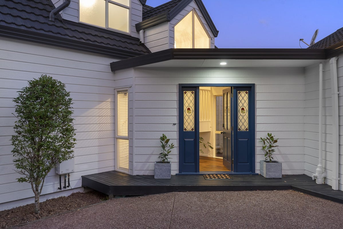 6 The Close, Greenhithe, Auckland - Carousel 1
