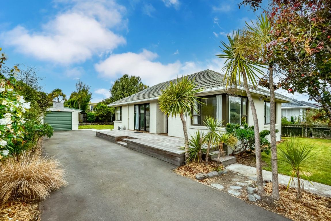 401 Pine Avenue, South New Brighton, Christchurch - Carousel 1