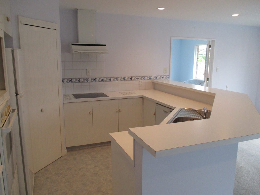 31 Ben Nevis Drive, Broomfield, Christchurch - Carousel 2