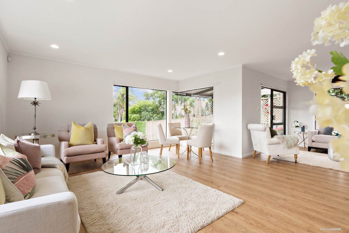 2/15 Sligo Place, Somerville, Manukau - Carousel 2