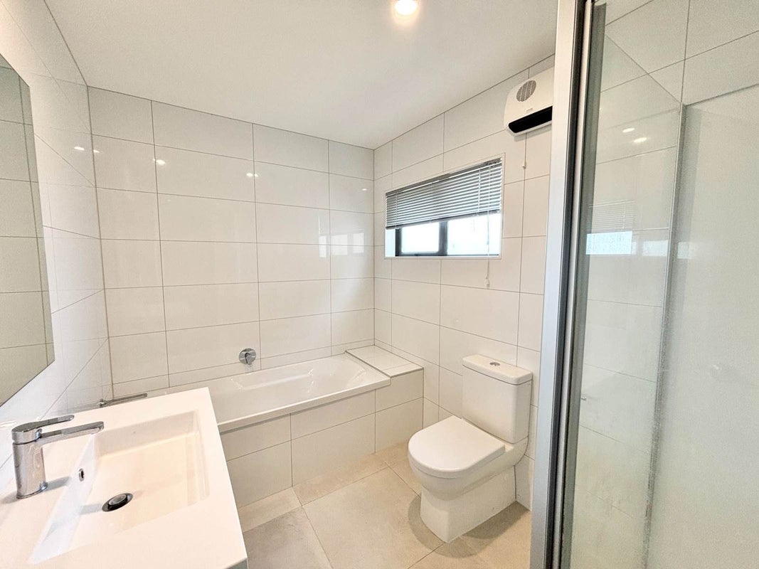 39 Waituarua Drive, Takanini, Auckland - Carousel 13