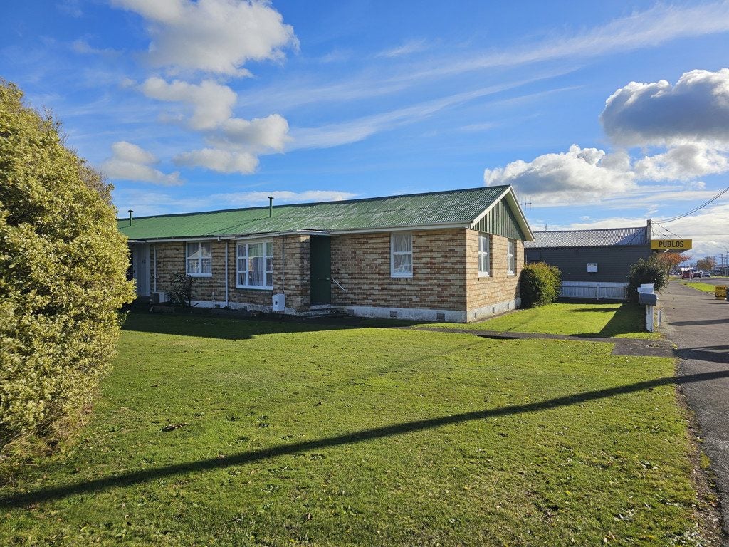 5/576 Queen Street East, Levin, Levin - Carousel 1