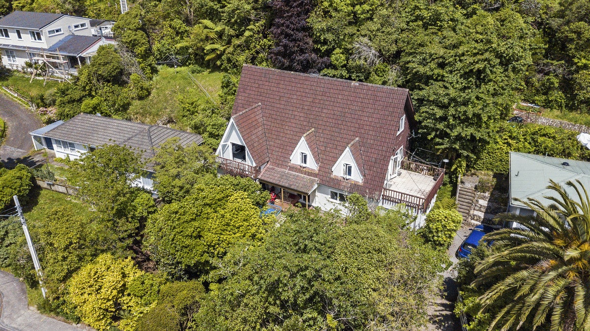 78 South Karori Road, Karori, Wellington - Carousel 1