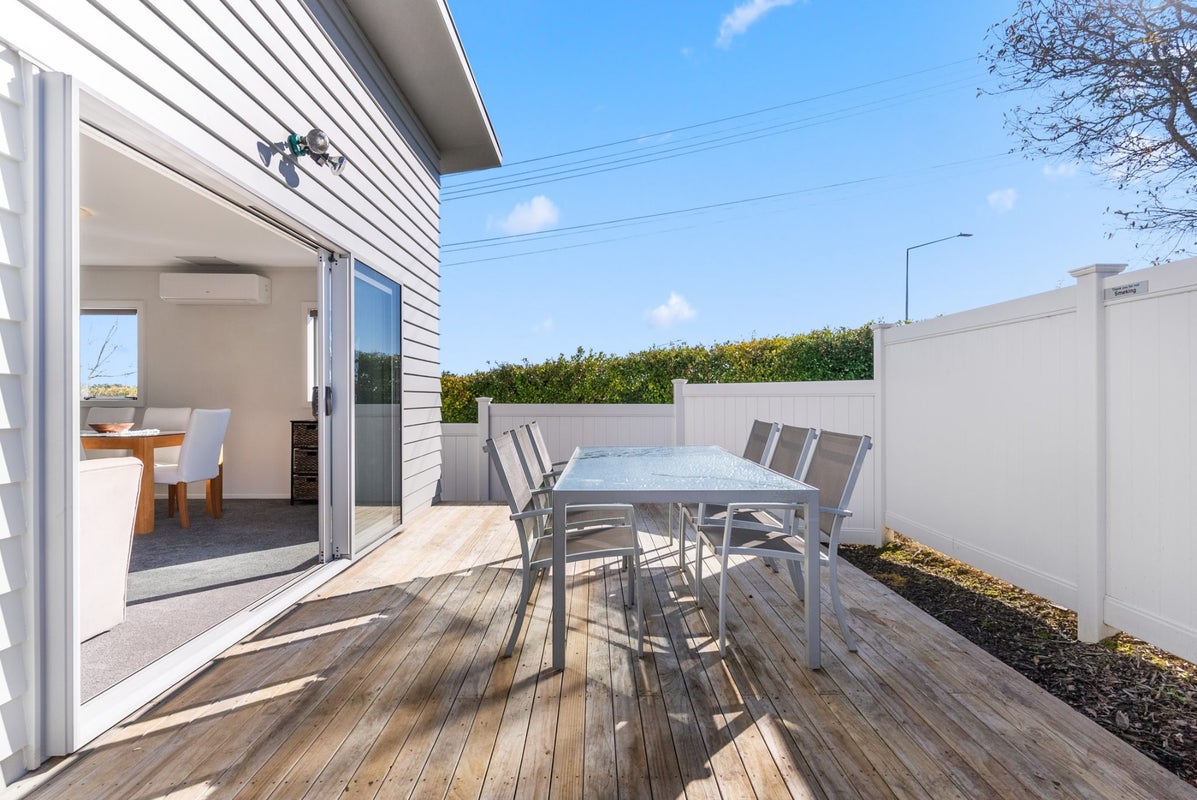 172 Albany Highway, Greenhithe, Auckland - Carousel 1