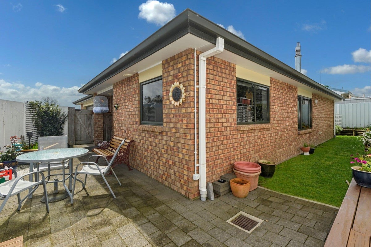 27B Manson Street, Gate Pa, Tauranga - Carousel 14