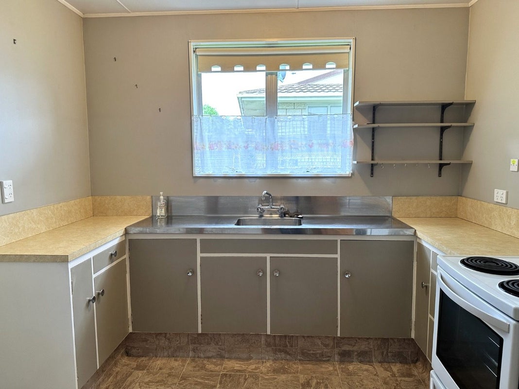 57 Hayhurst Street North, Temuka, Temuka - Carousel 2