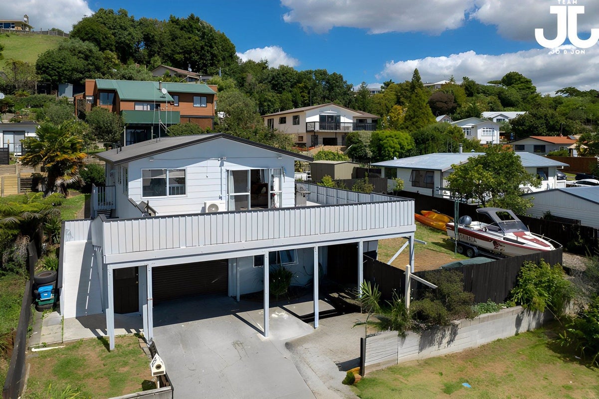 82 Laurence Street North, Gate Pa, Tauranga - Carousel 1