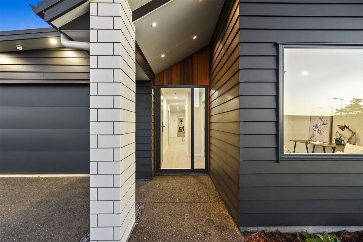 2 Couldsack Avenue, Chartwell, Hamilton - Carousel 2
