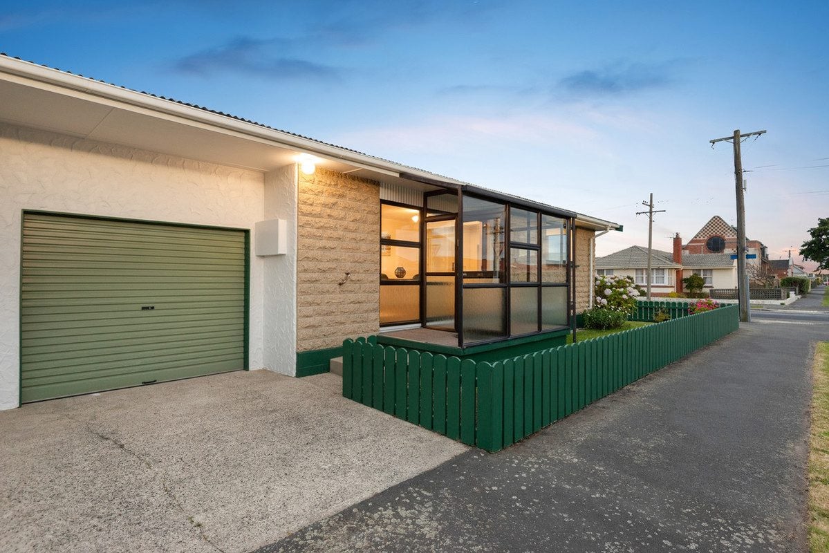 10 Bellona Street, Saint Kilda, Dunedin - Carousel 2