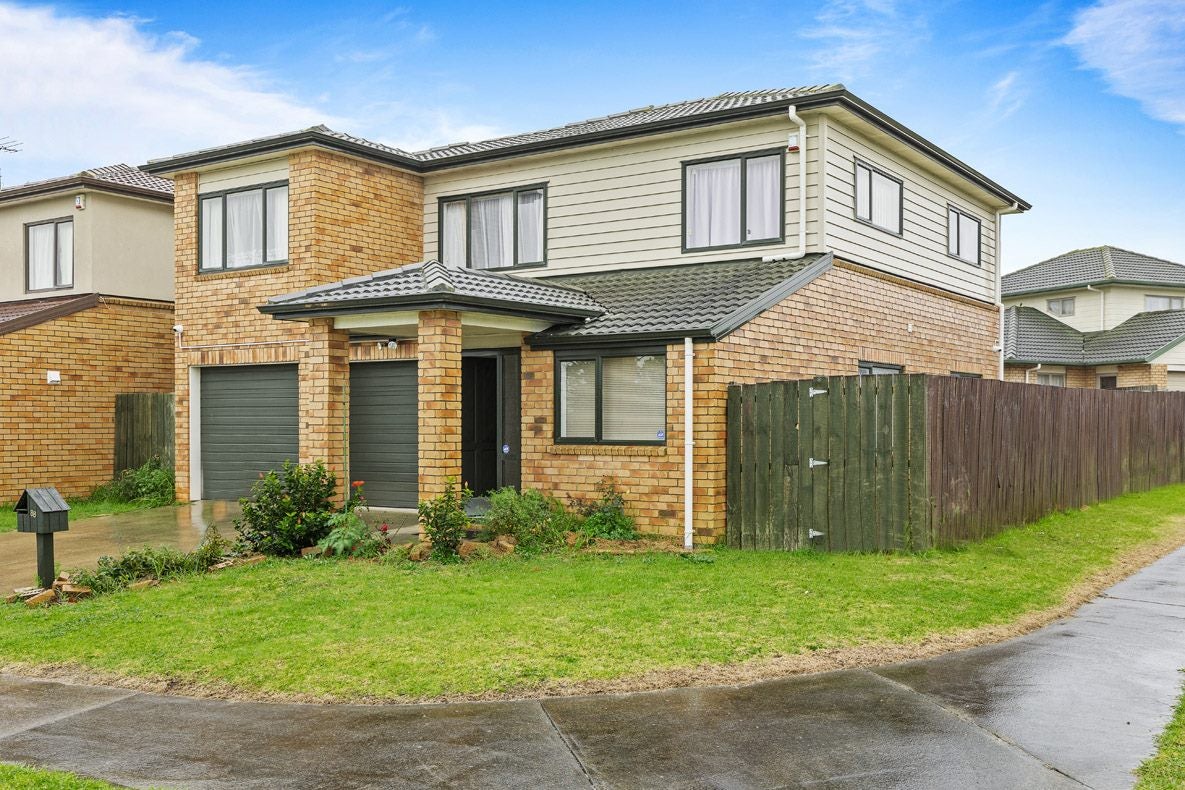 88 Naylors Drive, Mangere, Auckland - Carousel 2