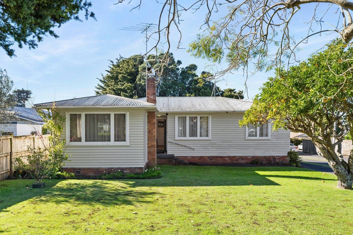 5 Mountain Road, Mount Wellington, Auckland - Carousel 1