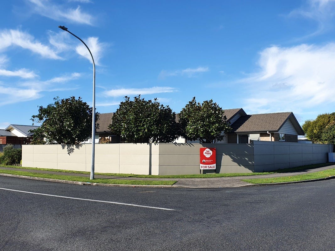 2 Keene Drive, Bell Block, New Plymouth - Carousel 29