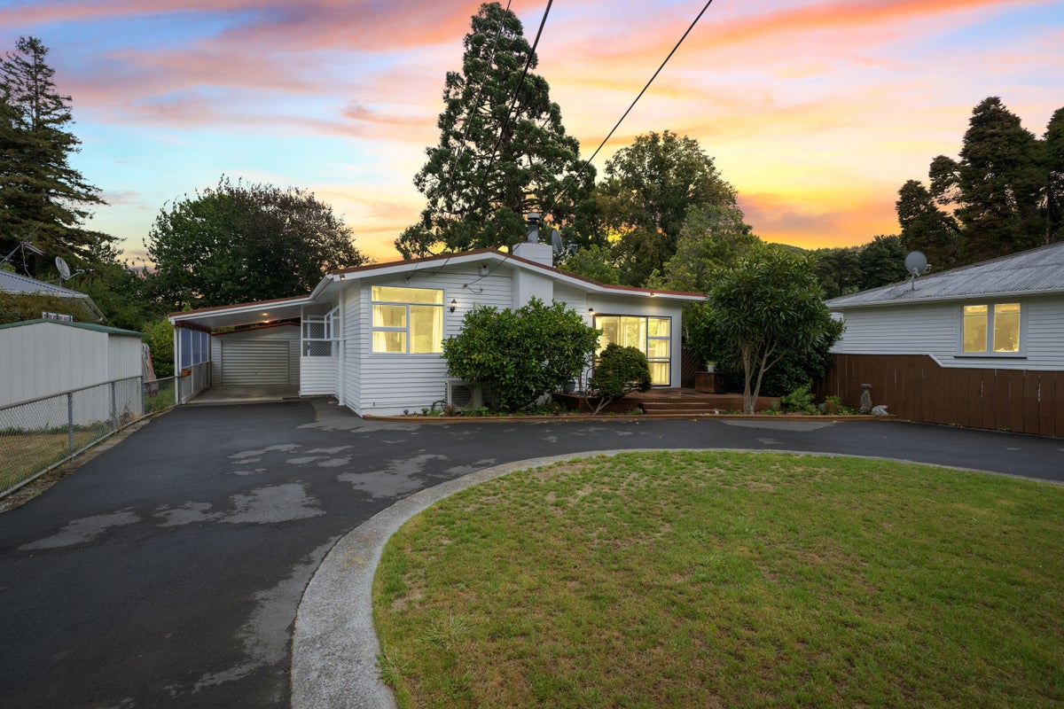 41 Akatarawa Road, Brown Owl, Upper Hutt - Carousel 1