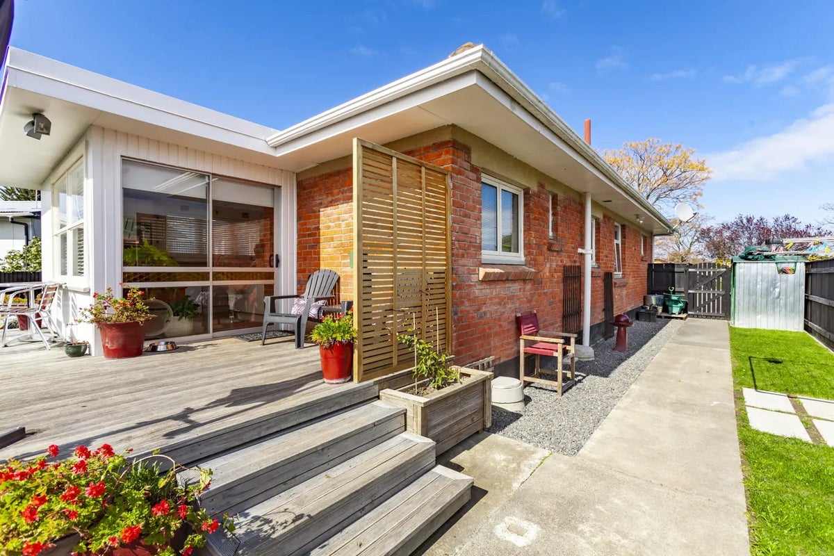 17 Harris Street, Greenmeadows, Napier - Carousel 1