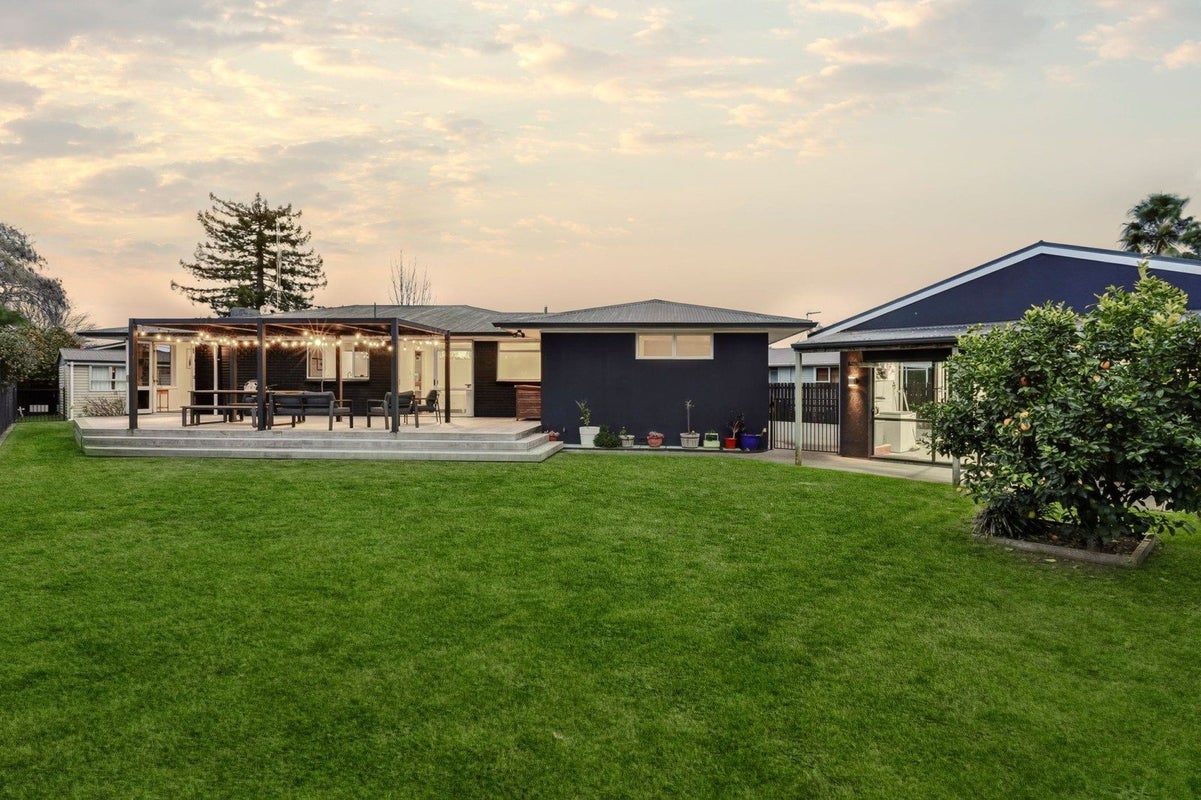 35 Byron Street, Leamington, Cambridge - Carousel 2