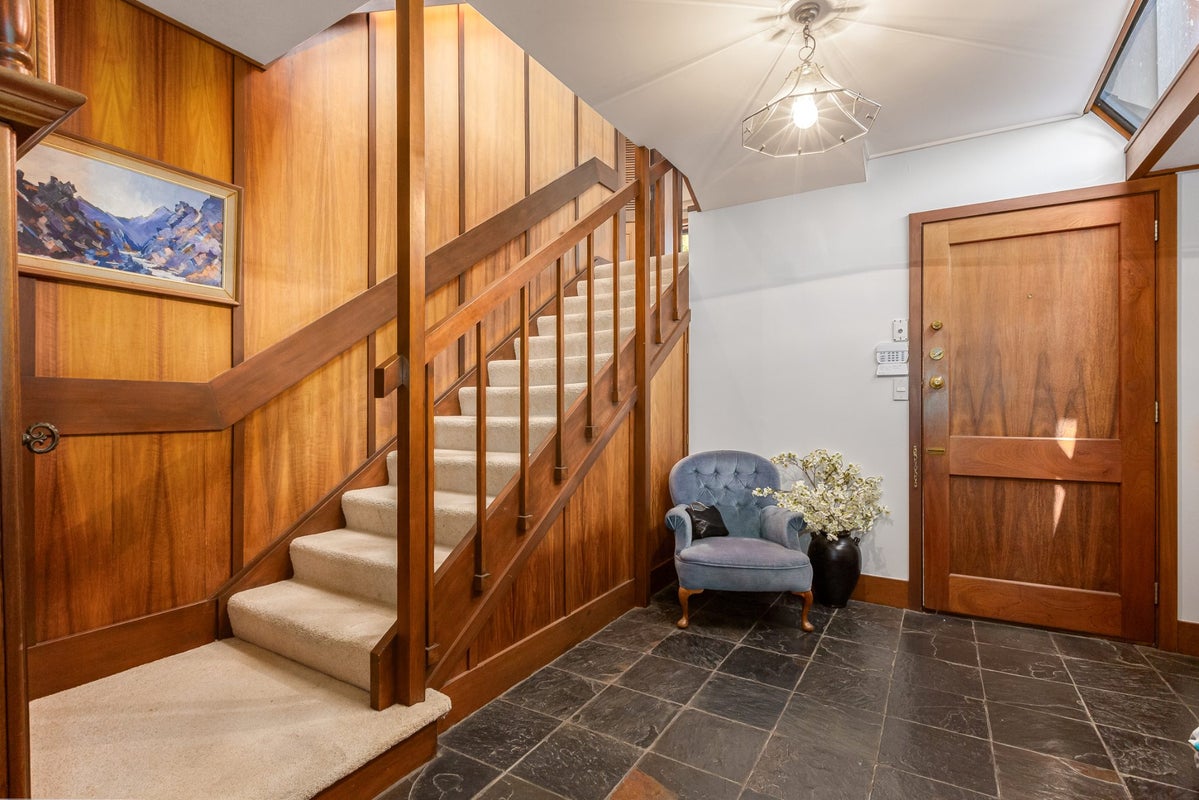 31 Wadestown Rd, Wadestown, Wellington - Carousel 2