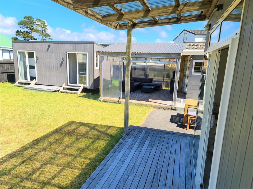 142 The Fairway, Matarangi - Carousel 1