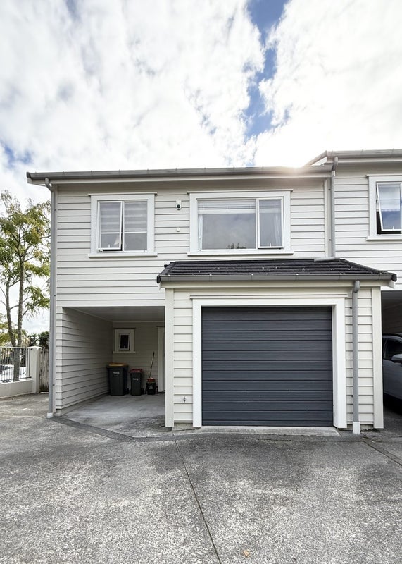 1/78 Fernhill Way, Oteha, Auckland - Carousel 1