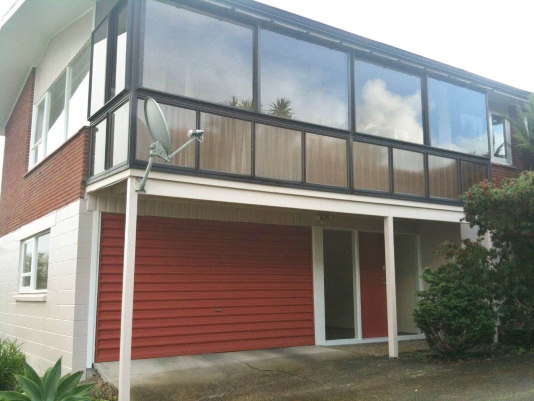 1/6 Rangitoto Terrace, Milford, Auckland - Carousel 2