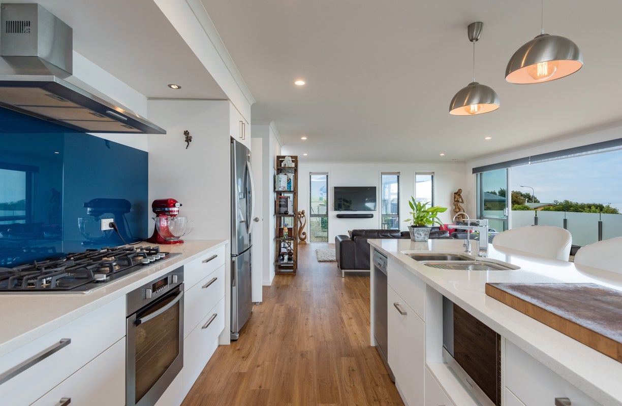 69 Tresillian Avenue, Marybank, Nelson - Carousel 2