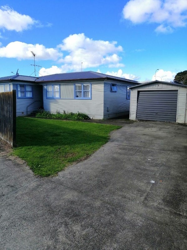 16 Rielly Place, Mount Wellington, Auckland - Carousel 2