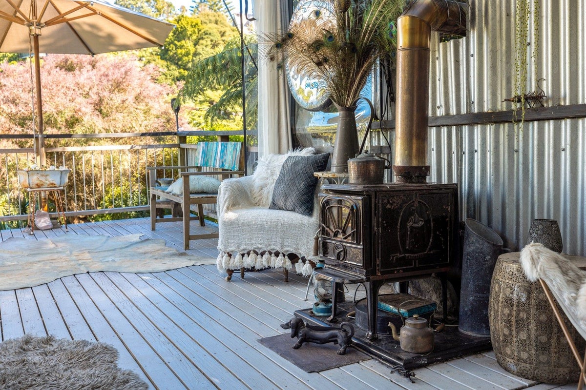 36 Kennedy Road, Surfdale, Waiheke Island - Carousel 2