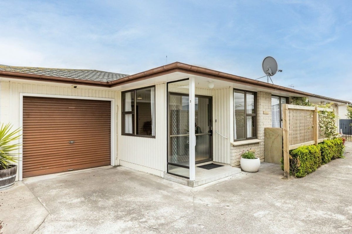 3/211 Charles Street, Saint Leonards, Hastings - Carousel 1
