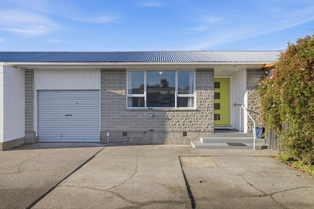 2/154 Warren Crescent, Hillmorton, Christchurch - Carousel 2
