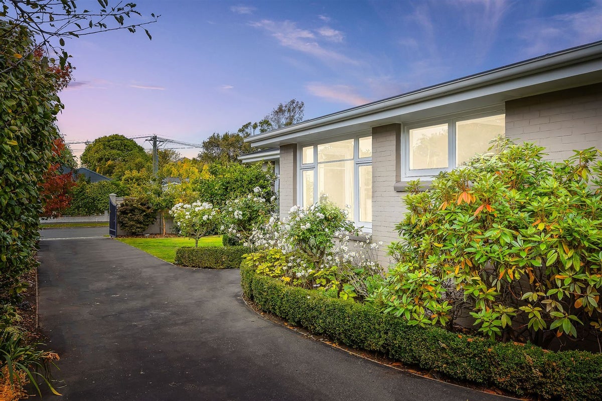 52 Bourne Crescent, Papanui, Christchurch - Carousel 15