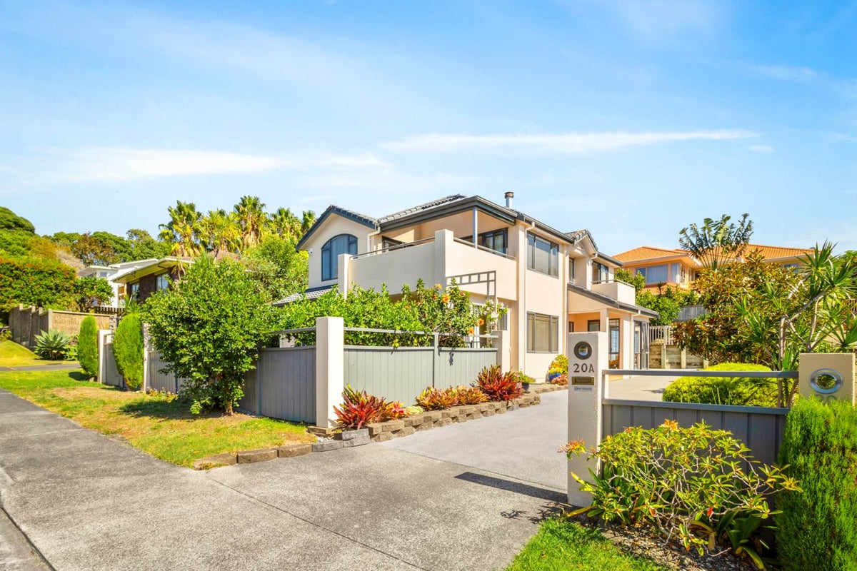 20A Auld Street, Torbay, Auckland - Carousel 2